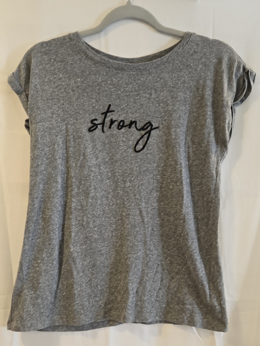 Tahari Gray Short Sleeve Tee with 'strong' Script Detail